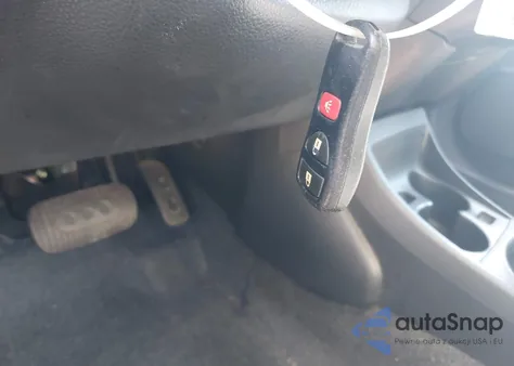 2011 Nissan Versa 1.8S z USA, uszkodzony, nr VIN 3N1BC1CPXBL362795